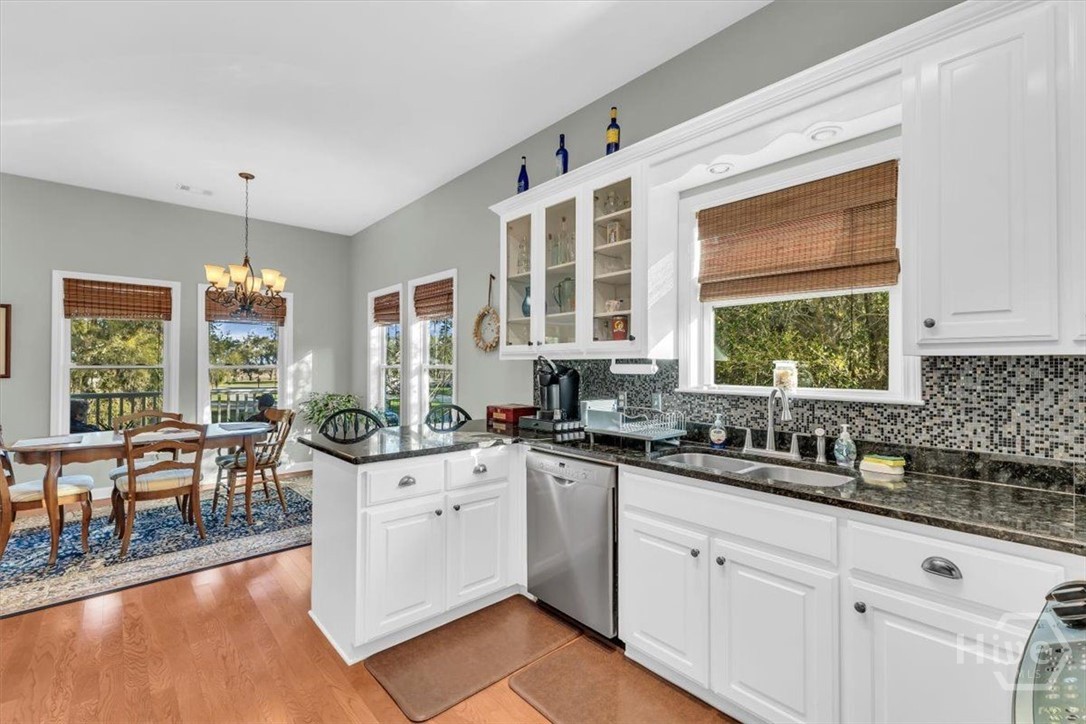 1039 Shell Point Cove Road NE