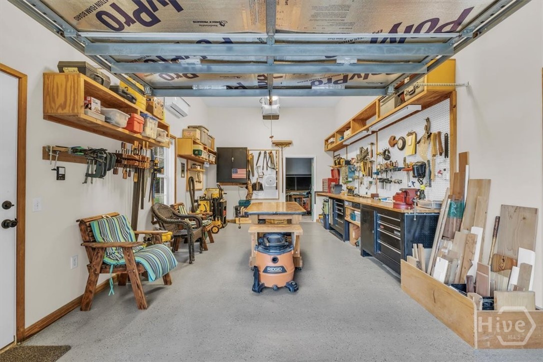 1039 Shell Point Cove Road NE