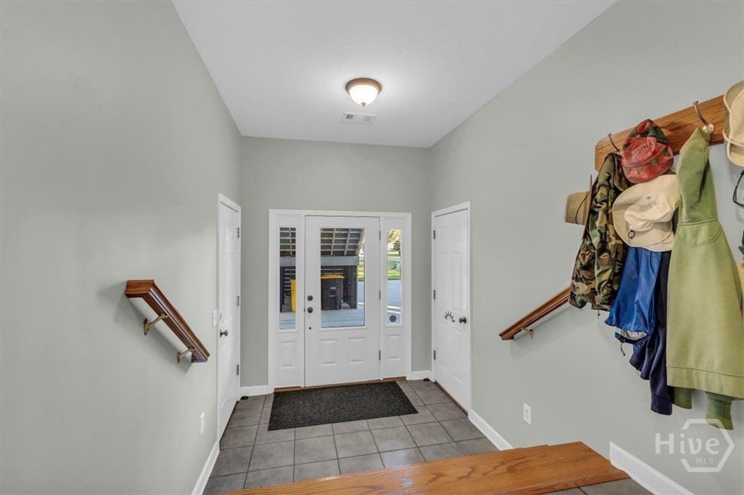 1039 Shell Point Cove Road NE