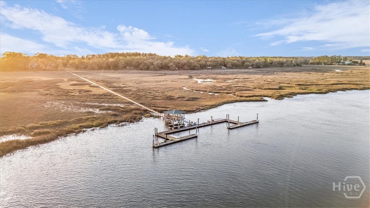 1039 Shell Point Cove Road NE