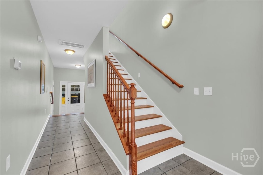 1039 Shell Point Cove Road NE