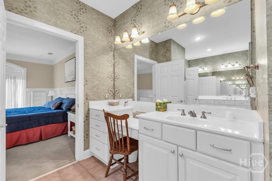 1003 River Oaks Drive