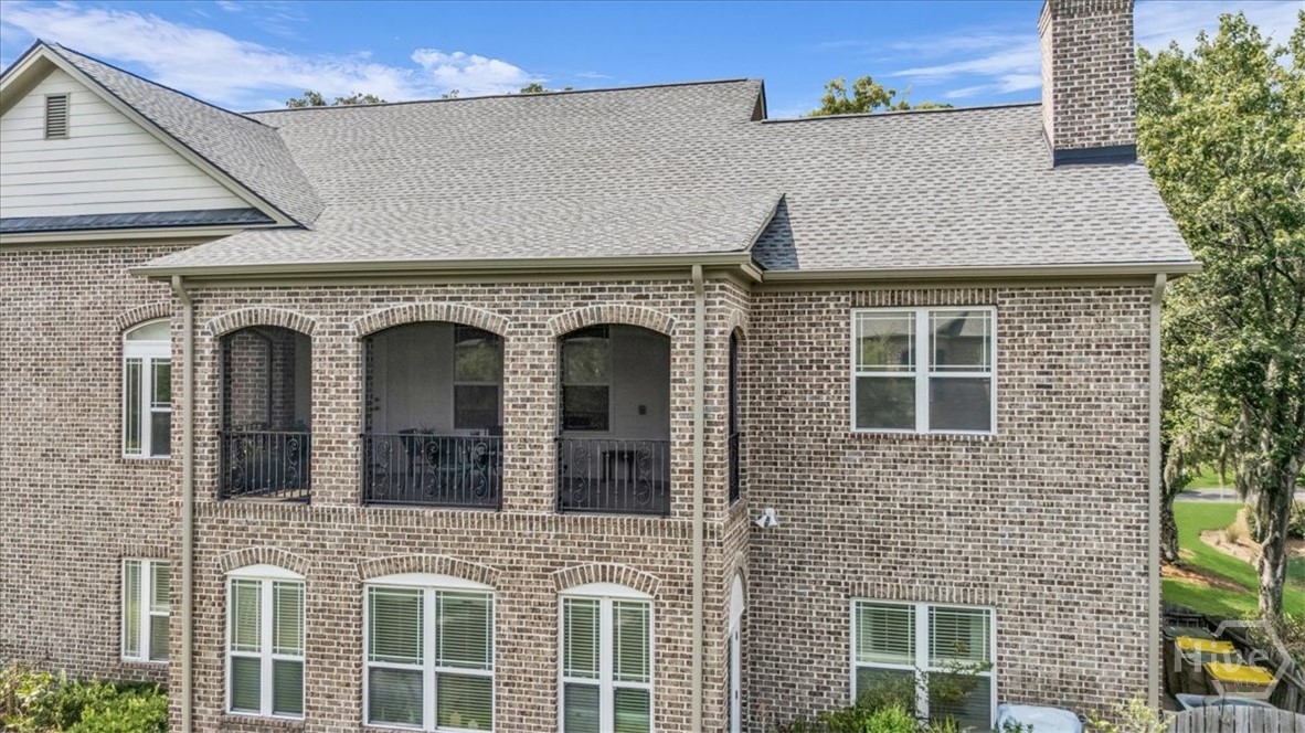 1003 River Oaks Drive