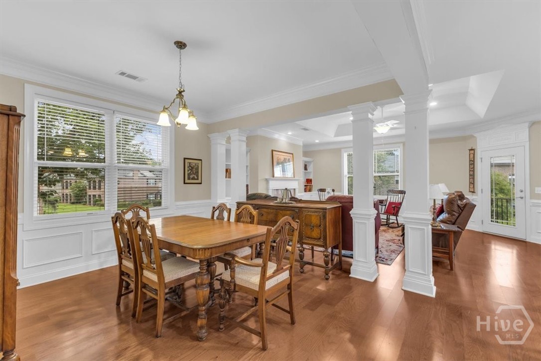 1003 River Oaks Drive