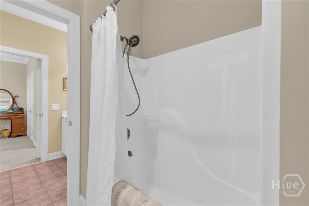 1003 River Oaks Drive
