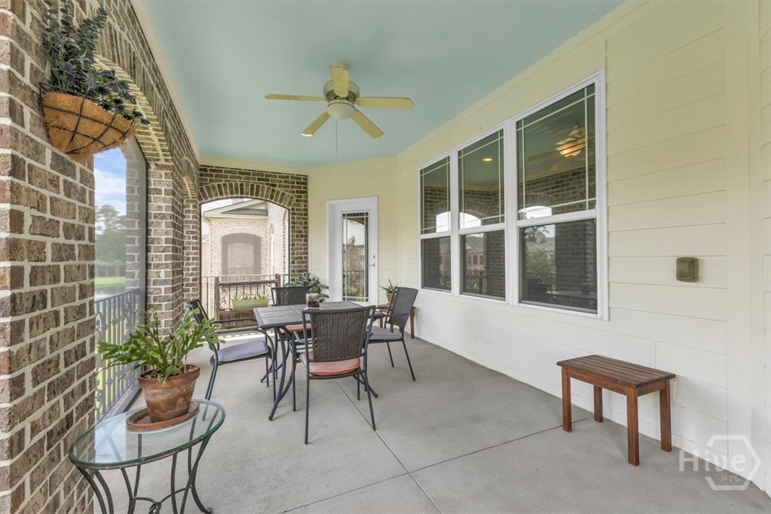 1003 River Oaks Drive