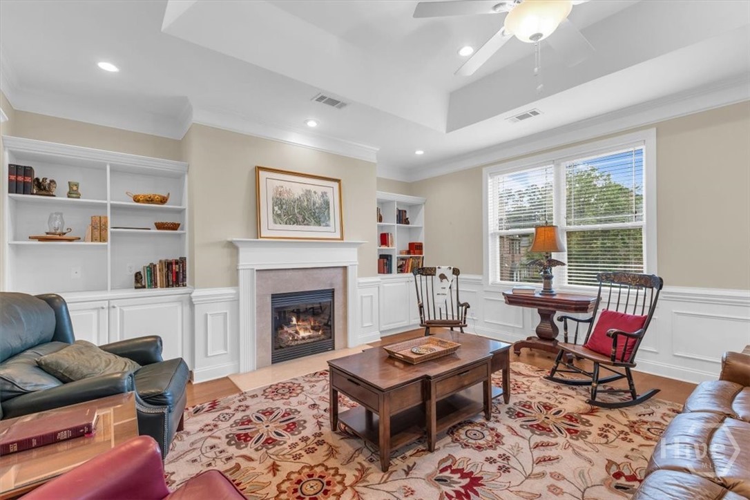 1003 River Oaks Drive