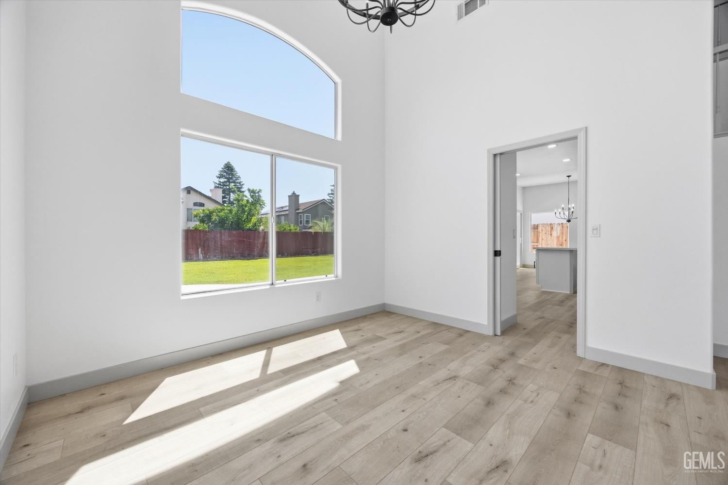 6105 Kettlerock Mountain Court