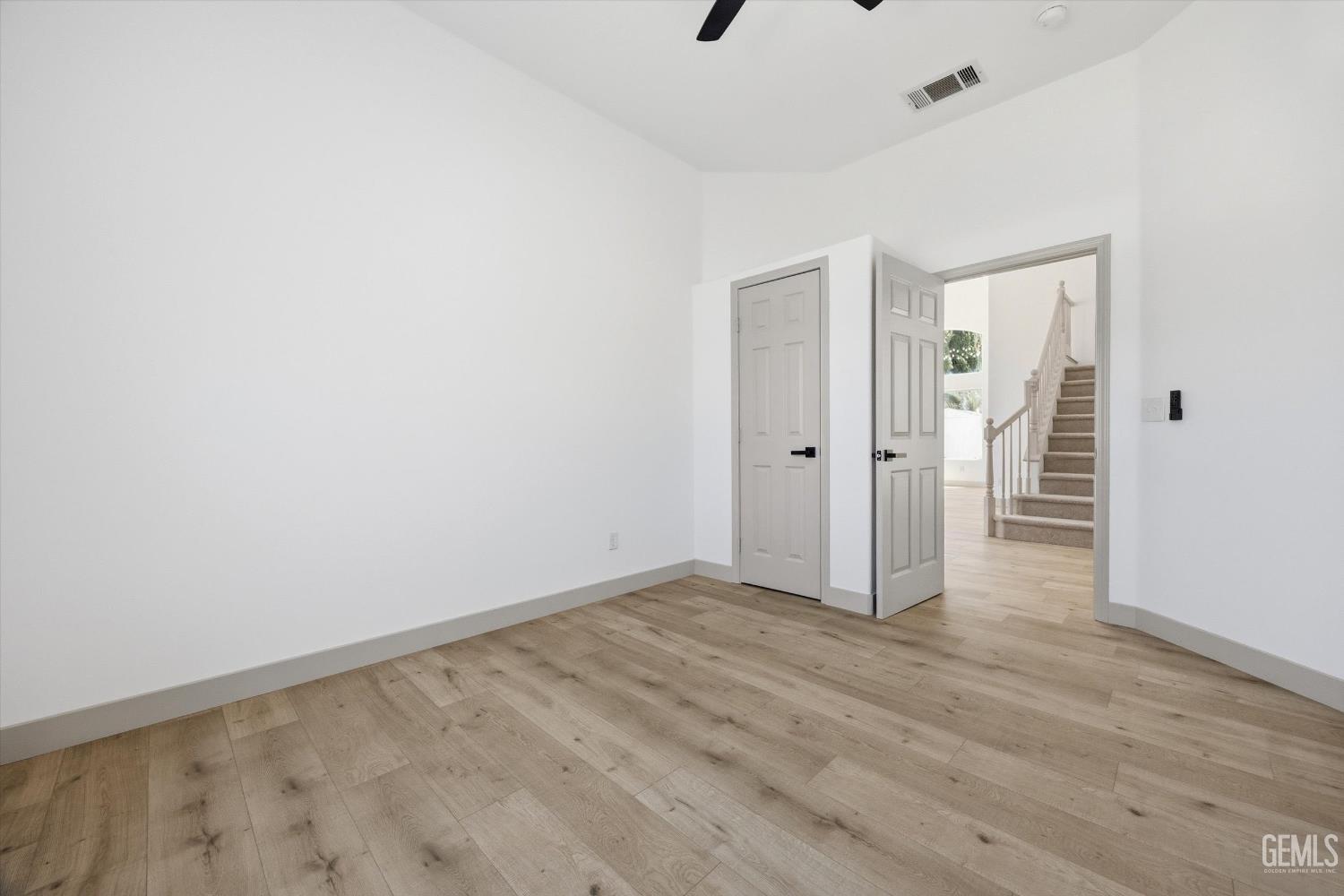 6105 Kettlerock Mountain Court