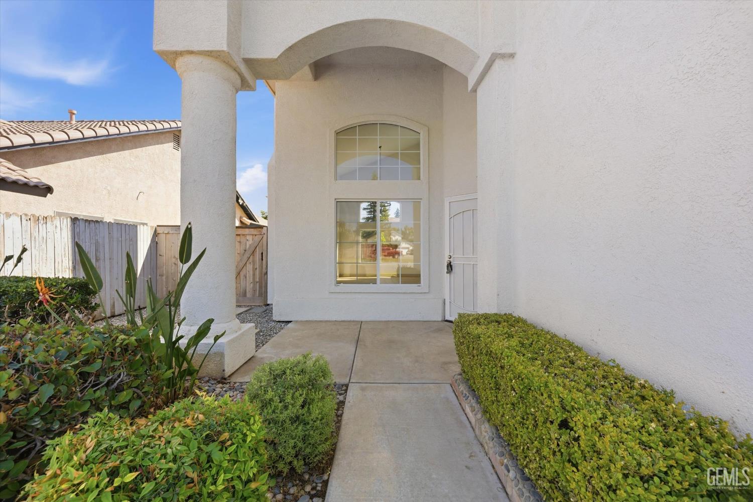 6105 Kettlerock Mountain Court