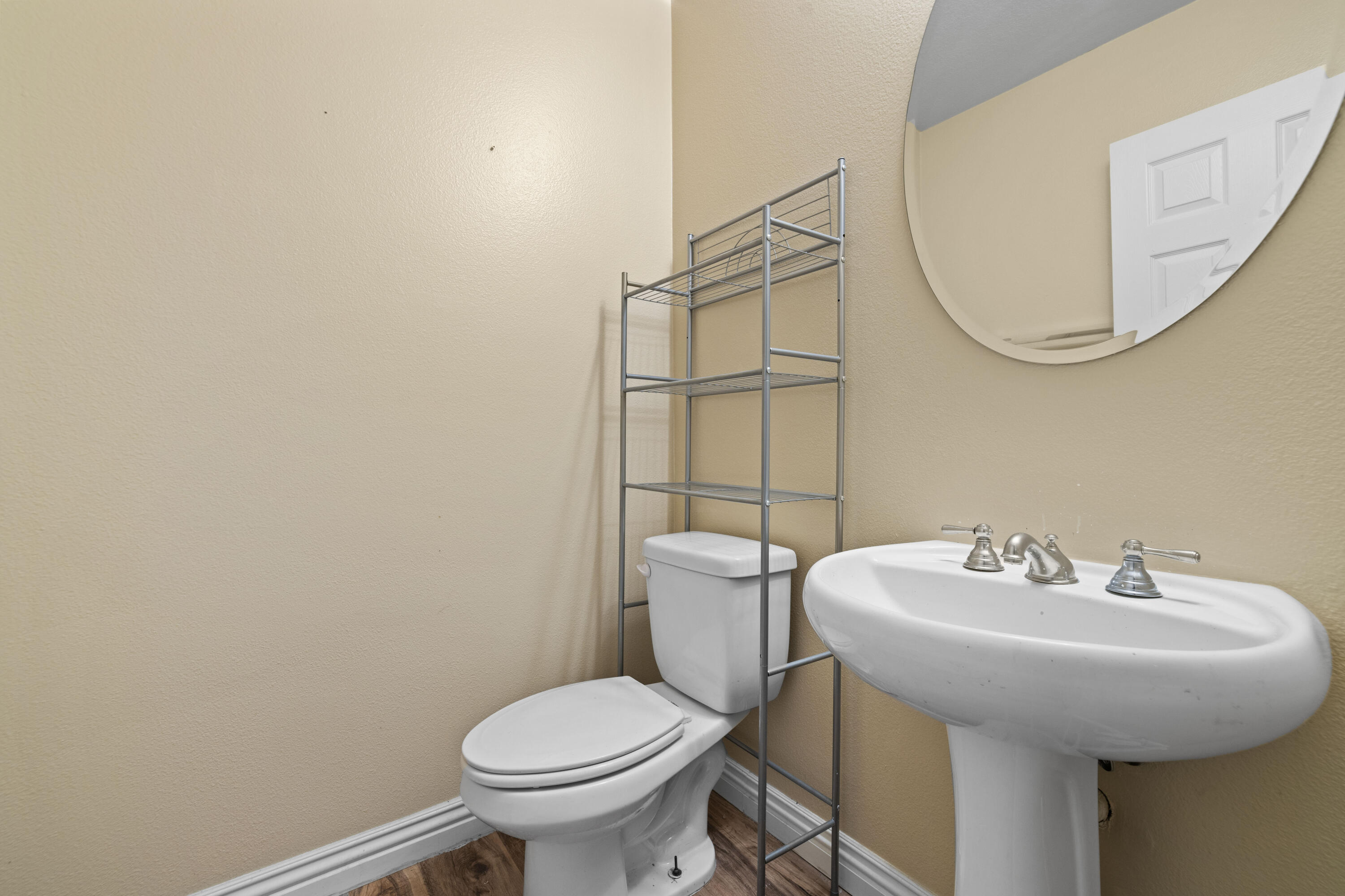 5080 Meadowsweet Dr Drive