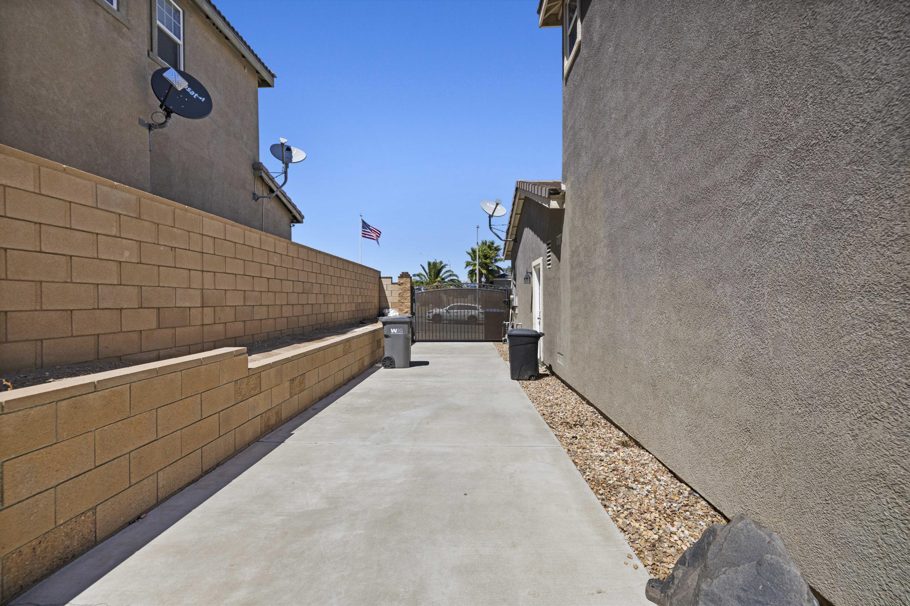 5080 Meadowsweet Dr Drive