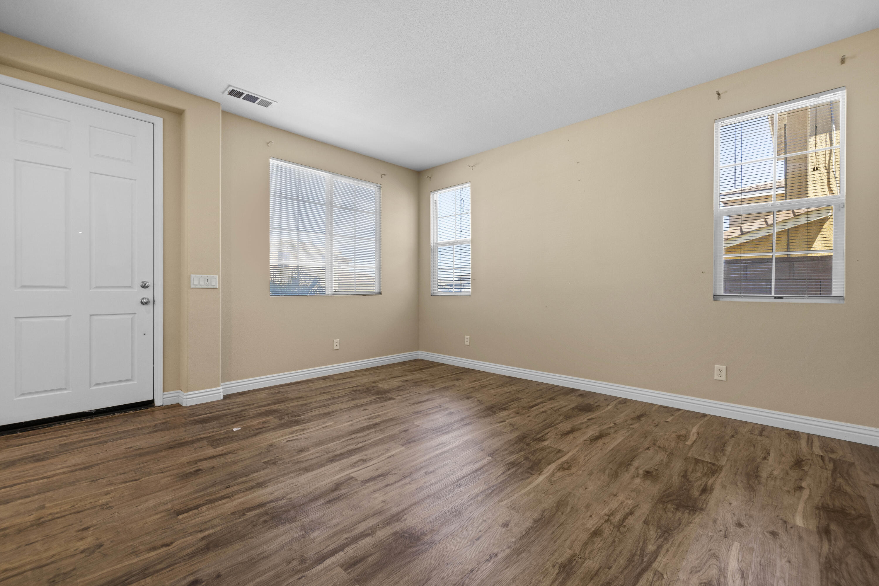 5080 Meadowsweet Dr Drive