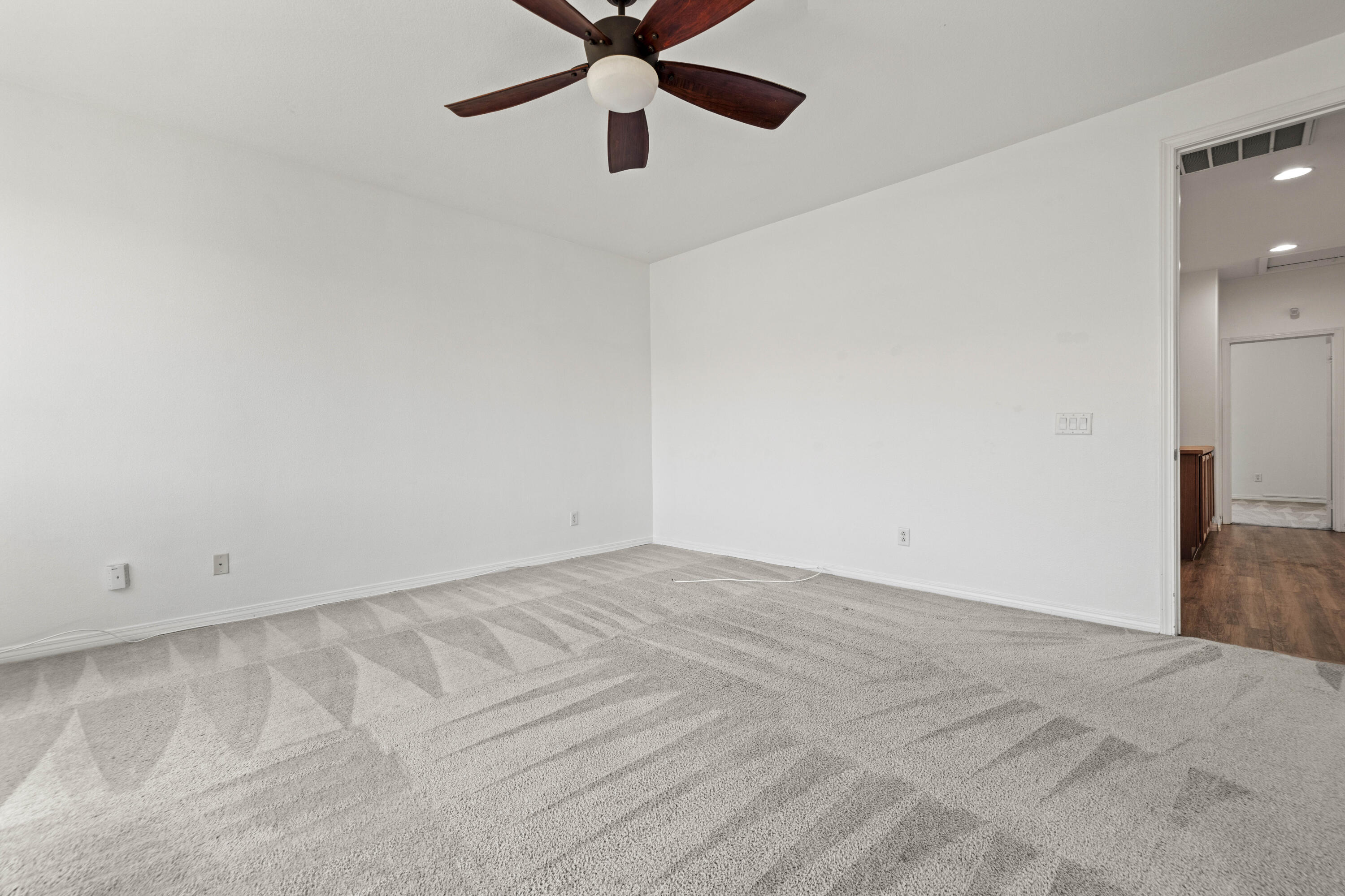 5080 Meadowsweet Dr Drive