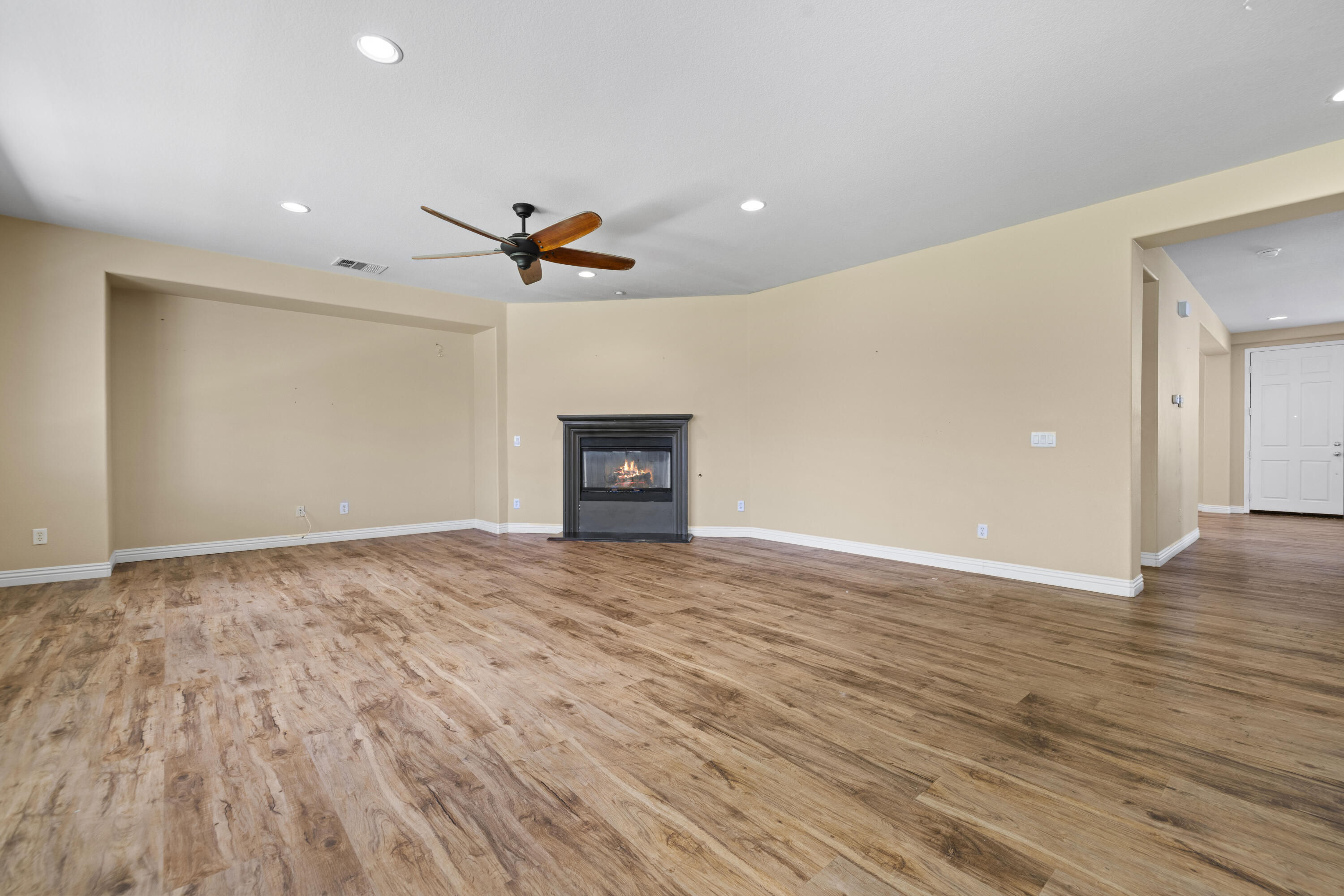 5080 Meadowsweet Dr Drive