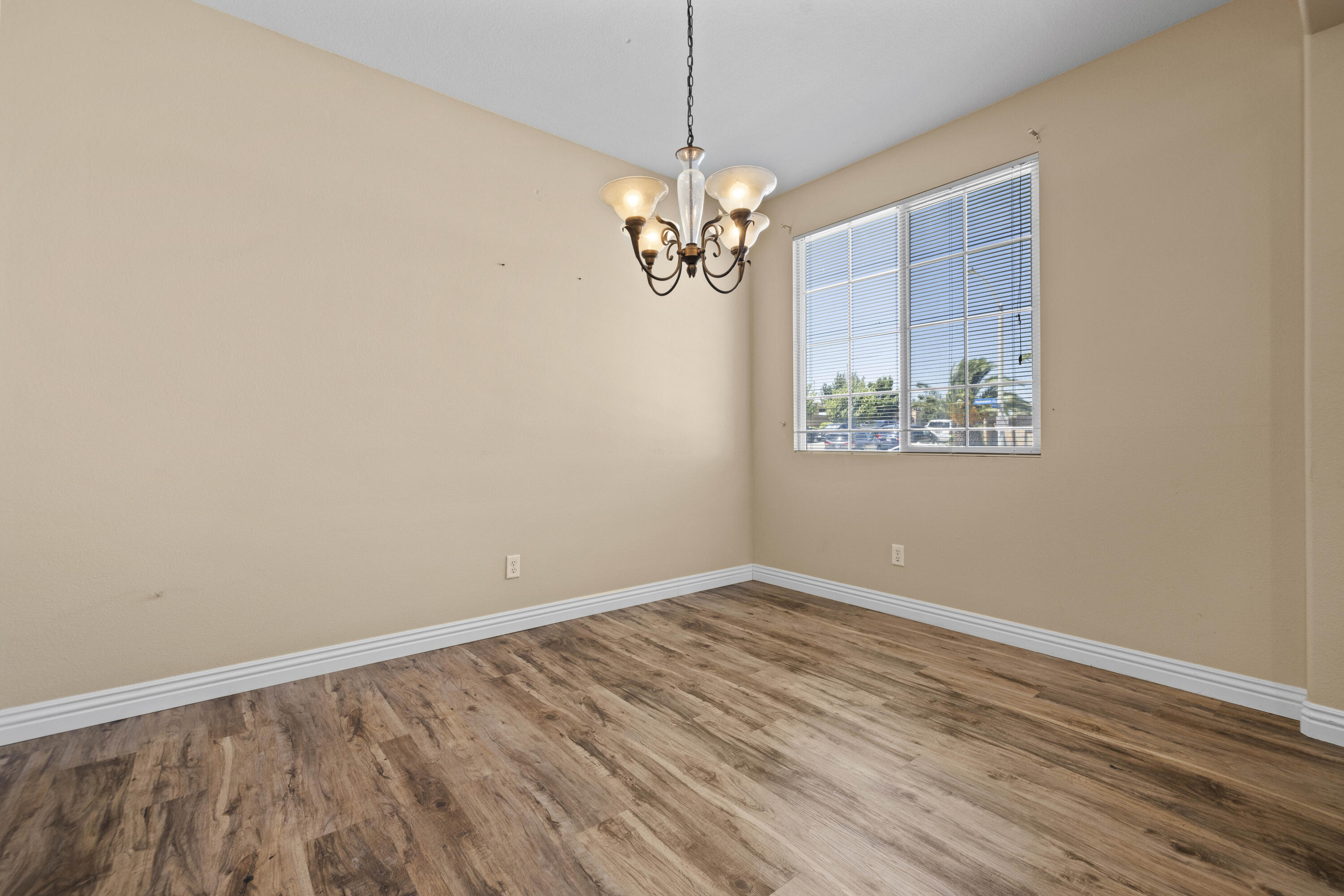 5080 Meadowsweet Dr Drive