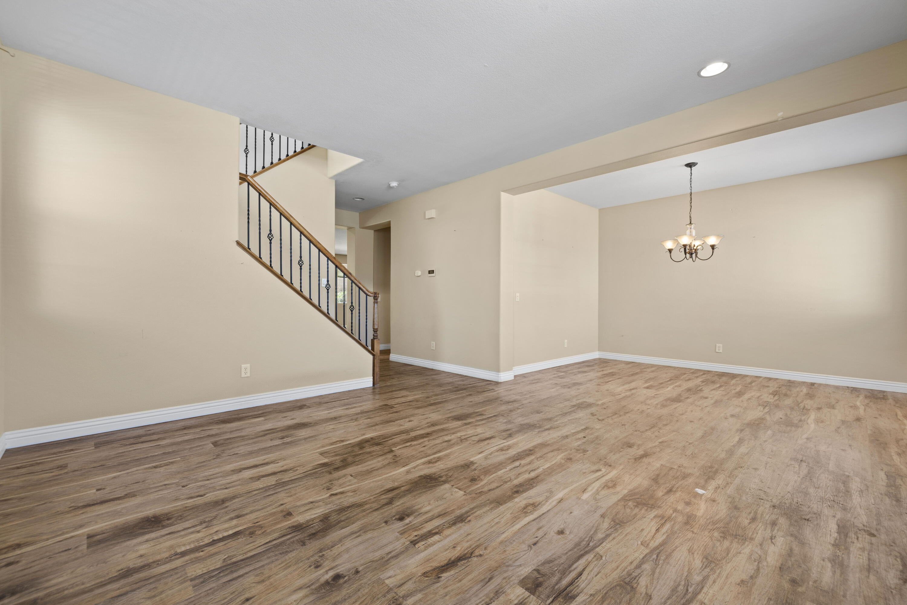 5080 Meadowsweet Dr Drive