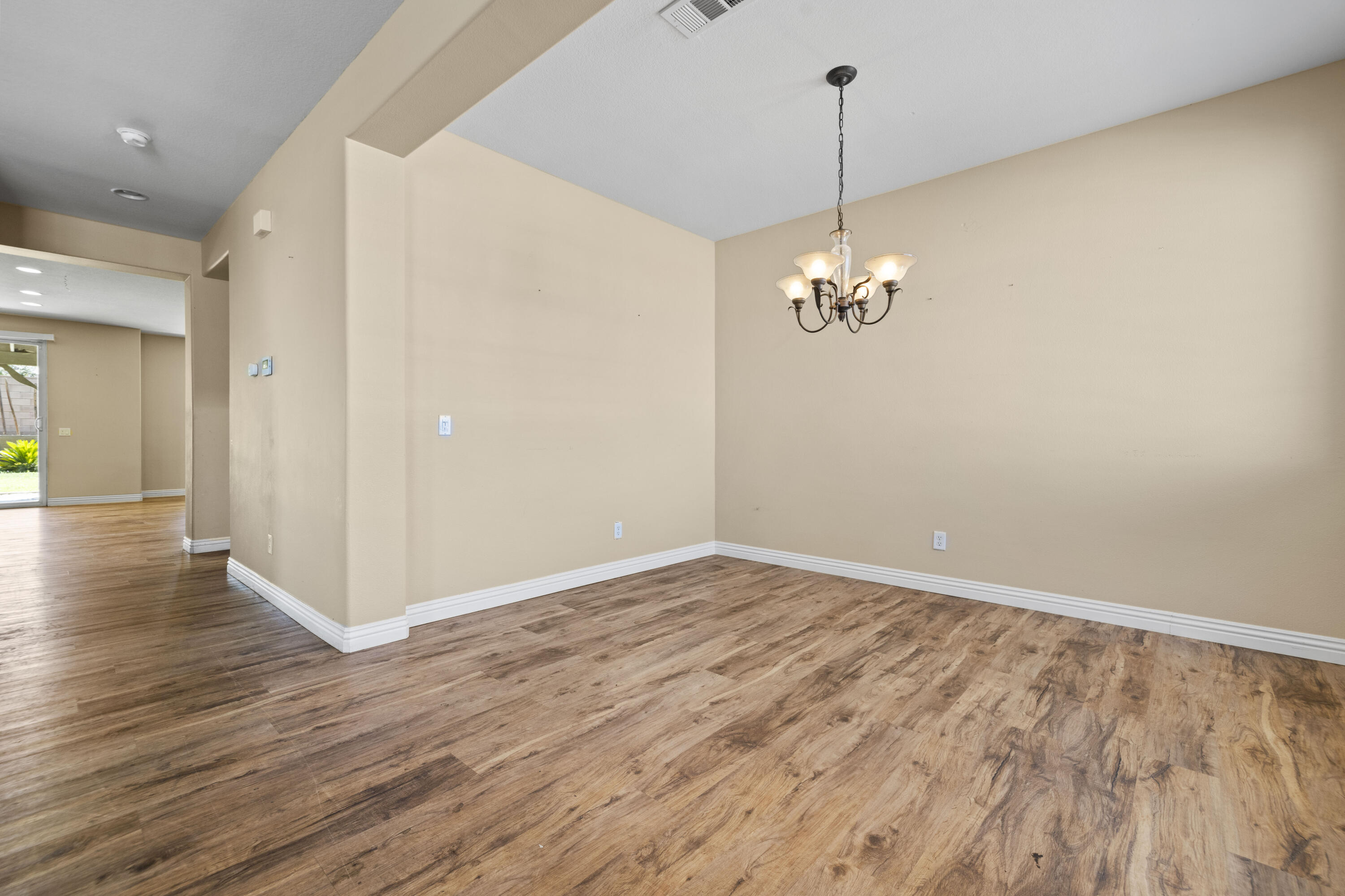 5080 Meadowsweet Dr Drive