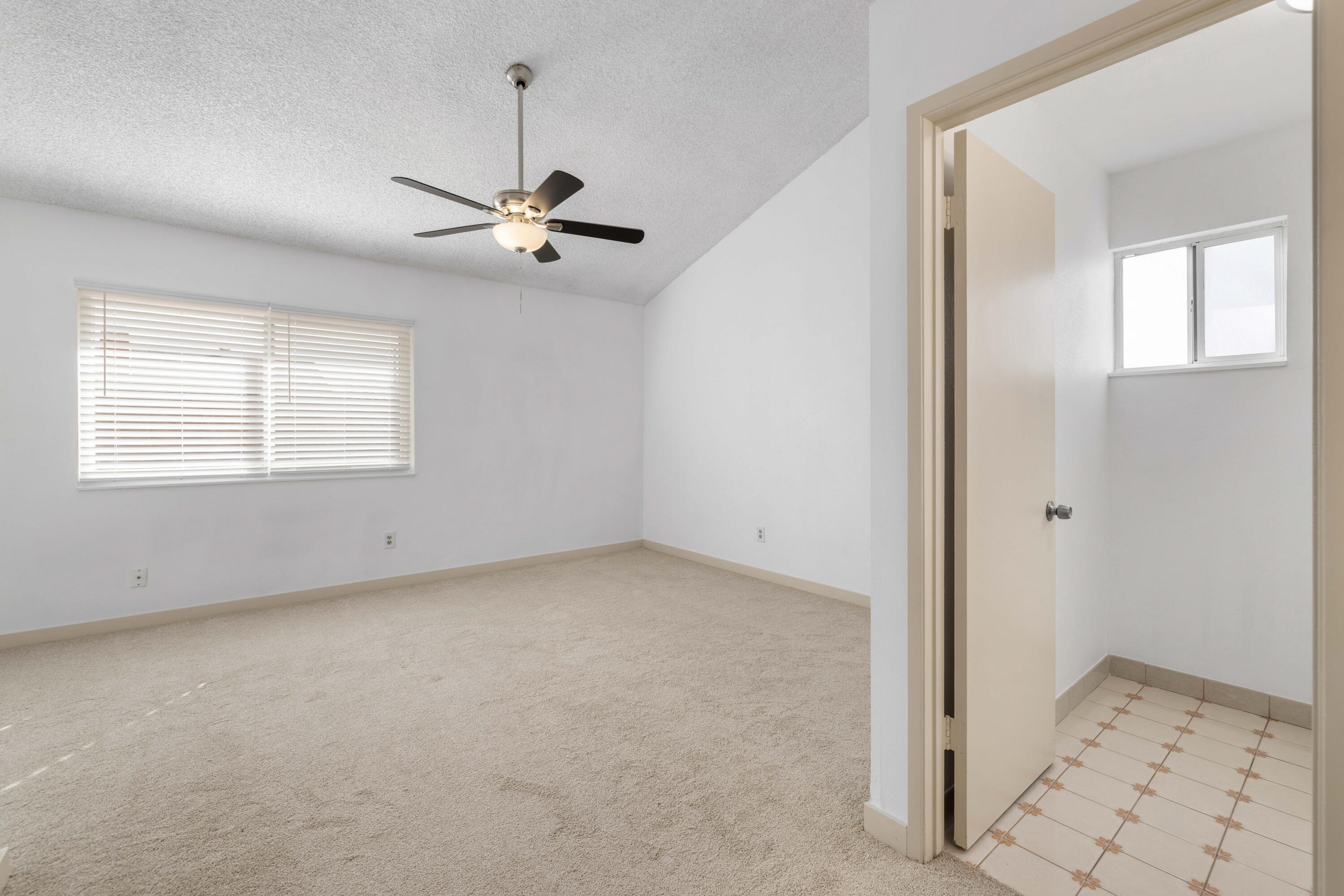 2704 E Avenue R3