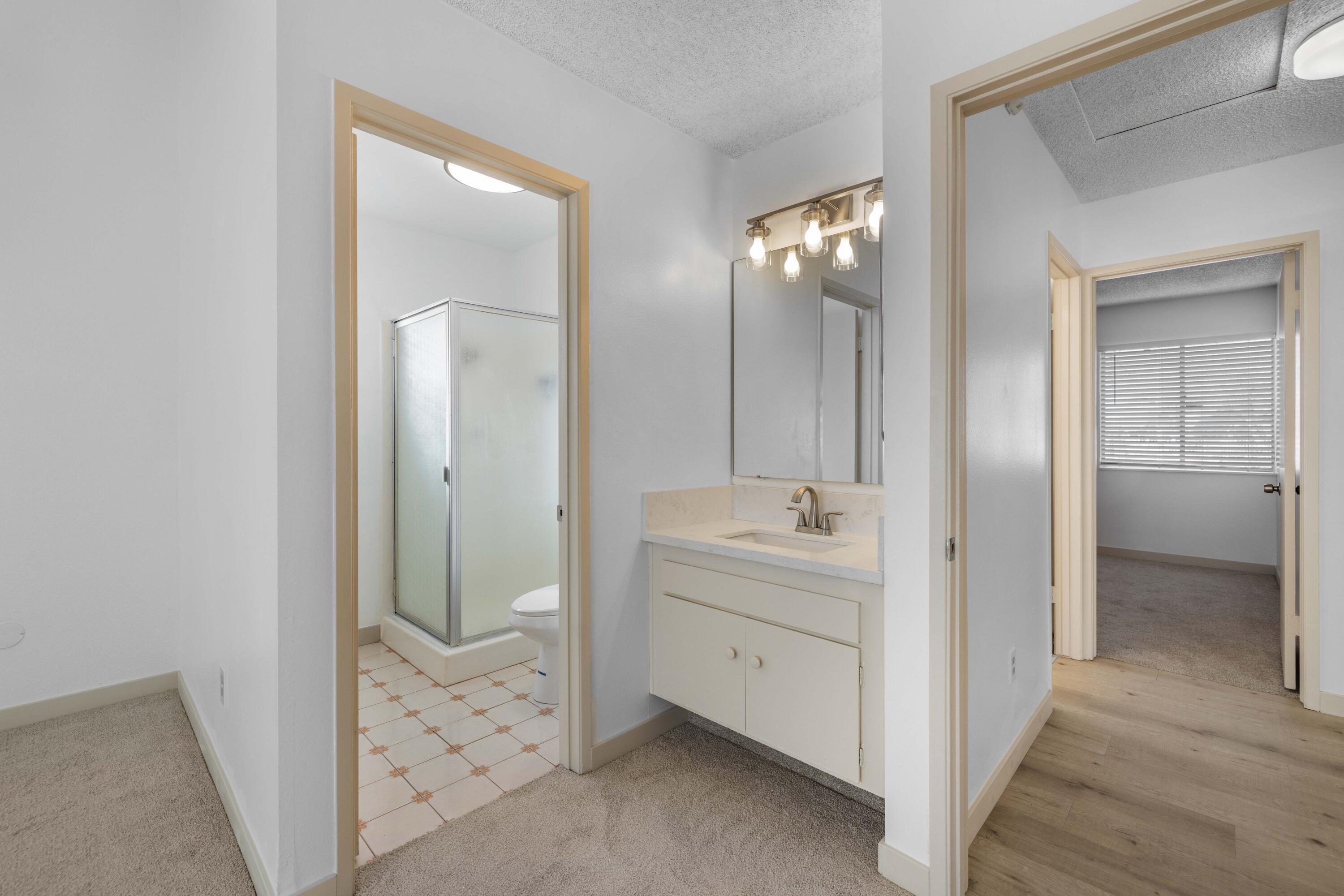 2704 E Avenue R3