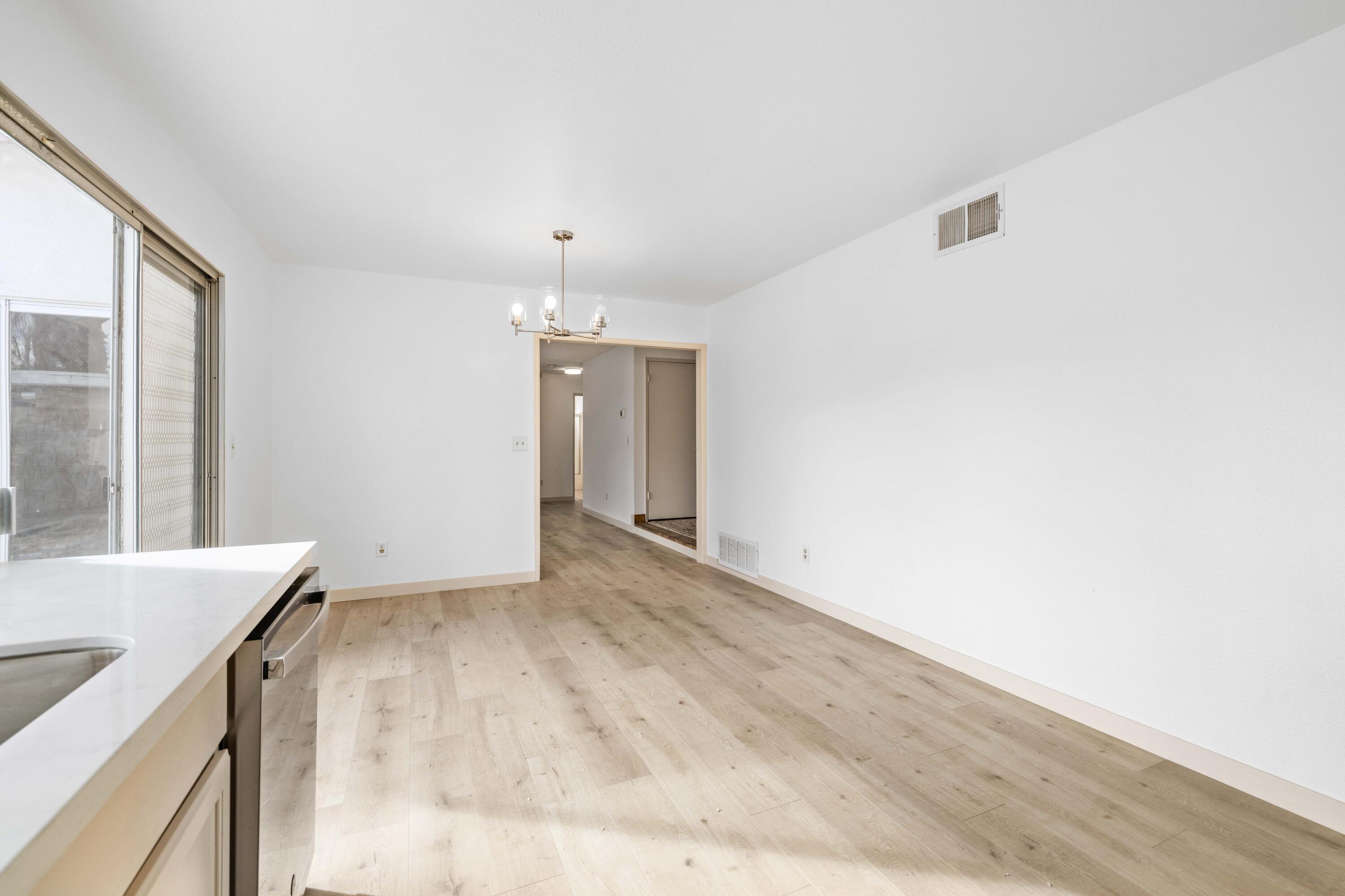 2704 E Avenue R3