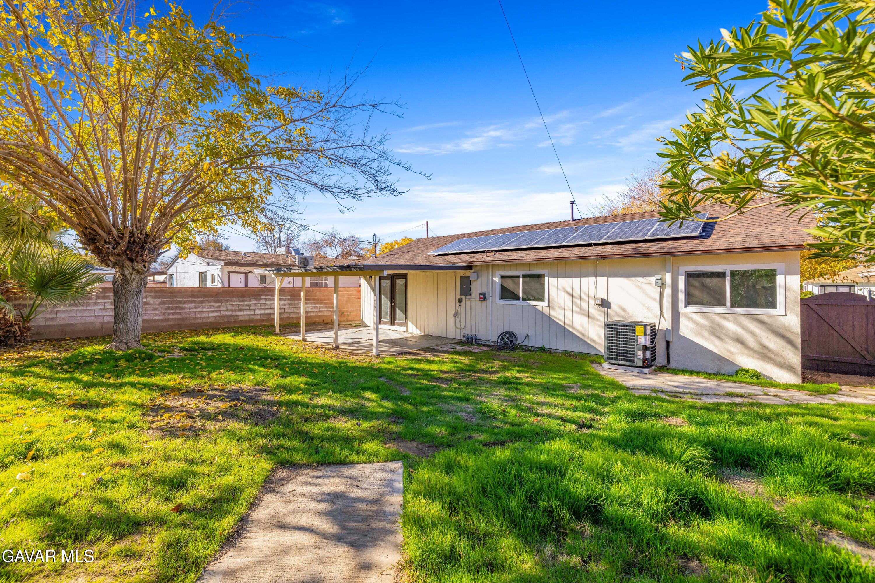 44054 Elm Avenue