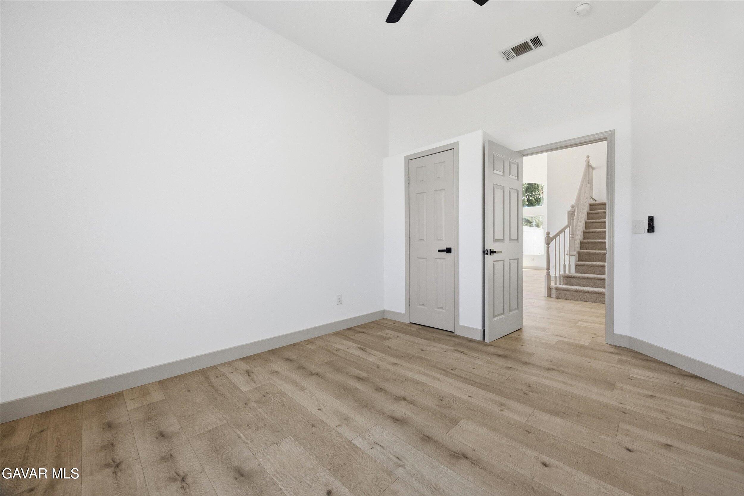 6105 Kettlerock Mountain Court