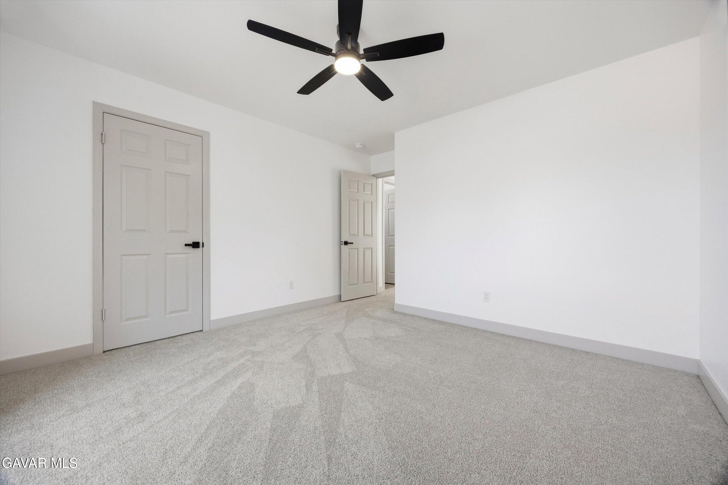 6105 Kettlerock Mountain Court