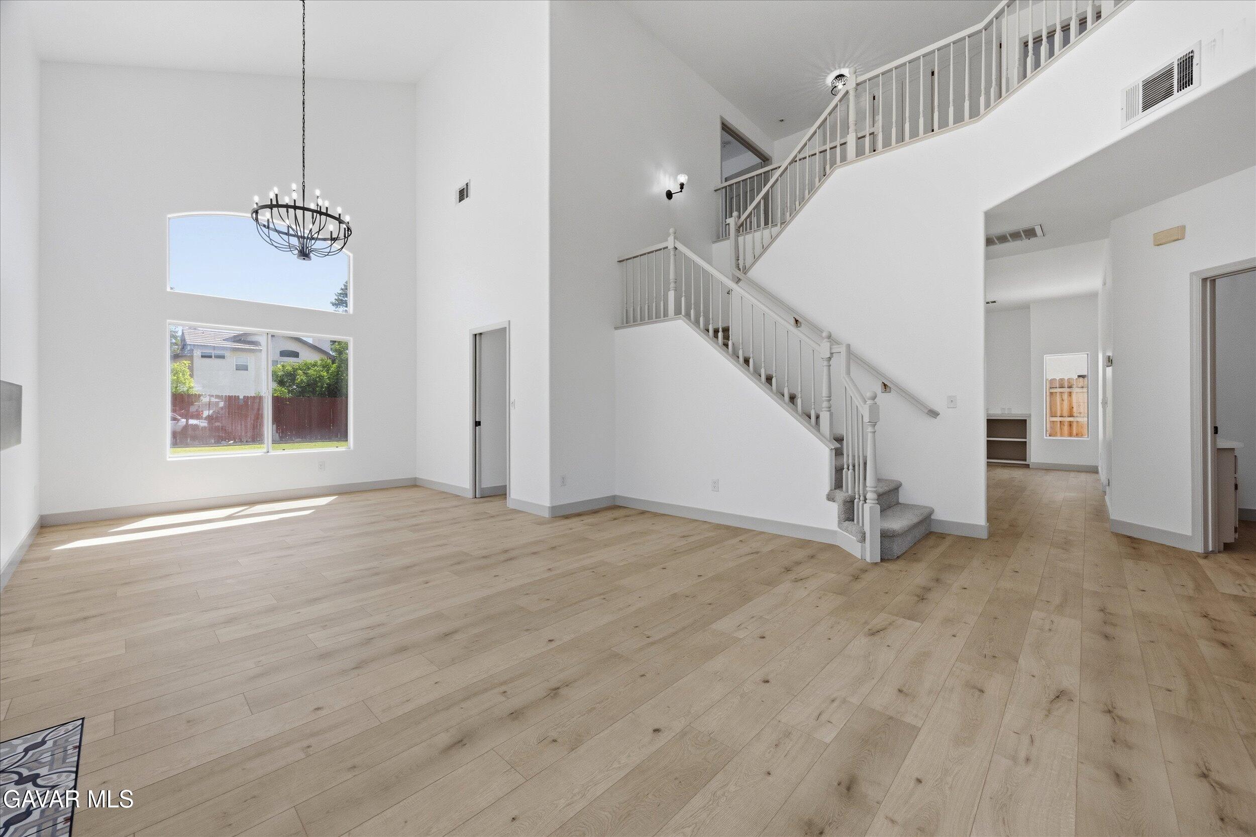 6105 Kettlerock Mountain Court