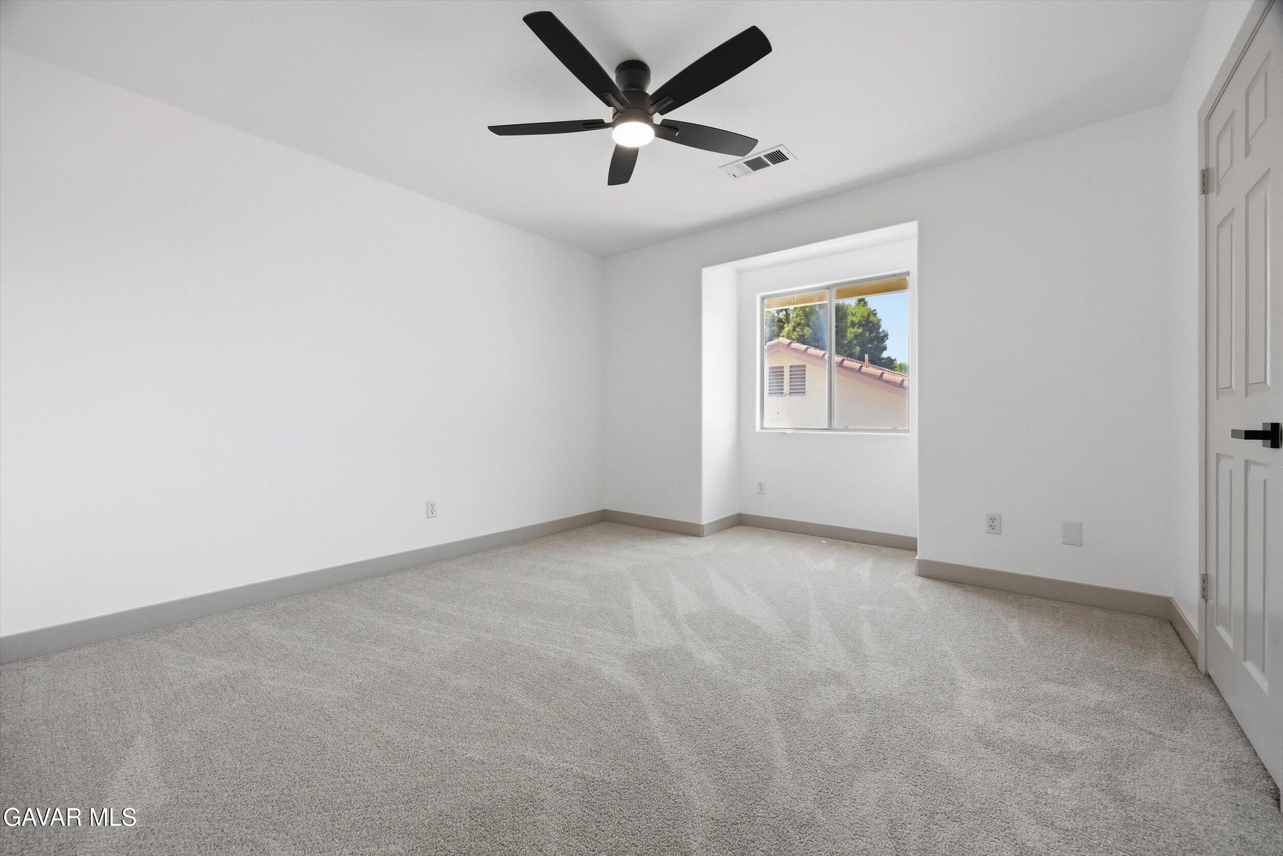 6105 Kettlerock Mountain Court
