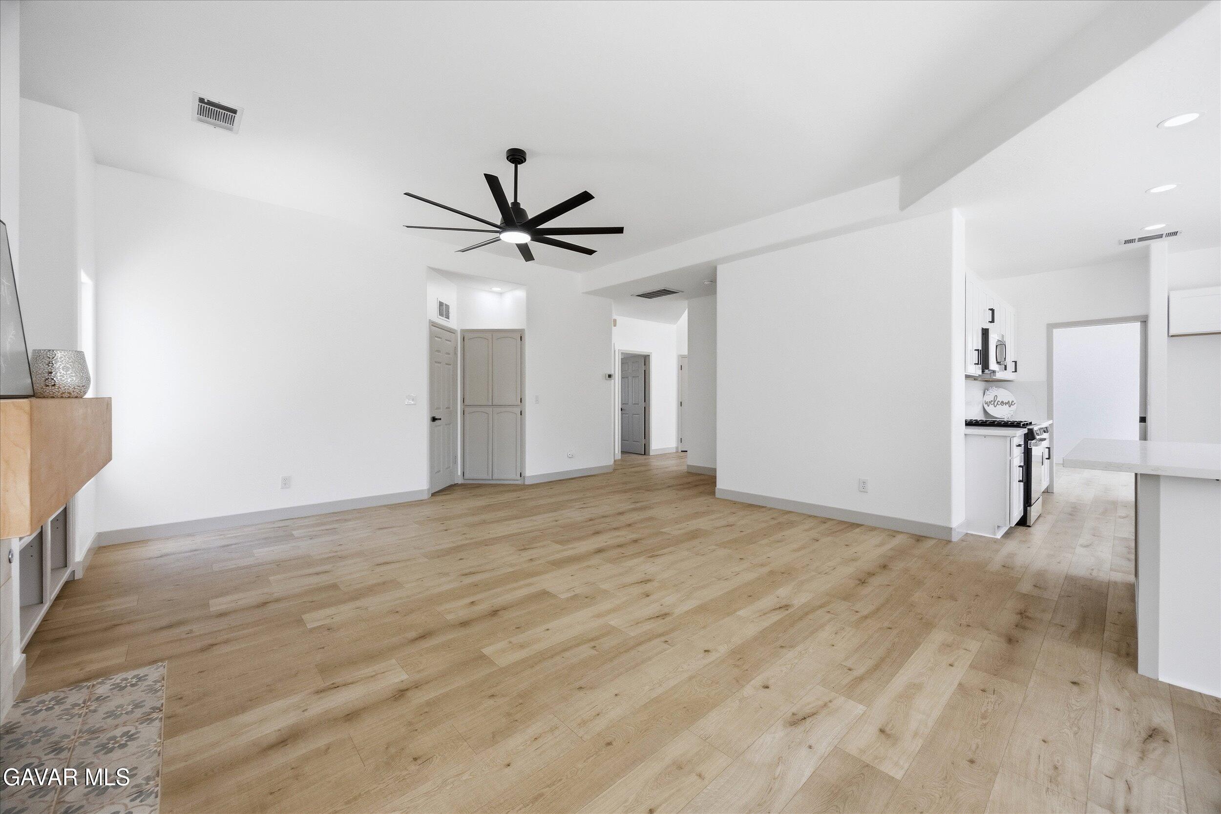 6105 Kettlerock Mountain Court