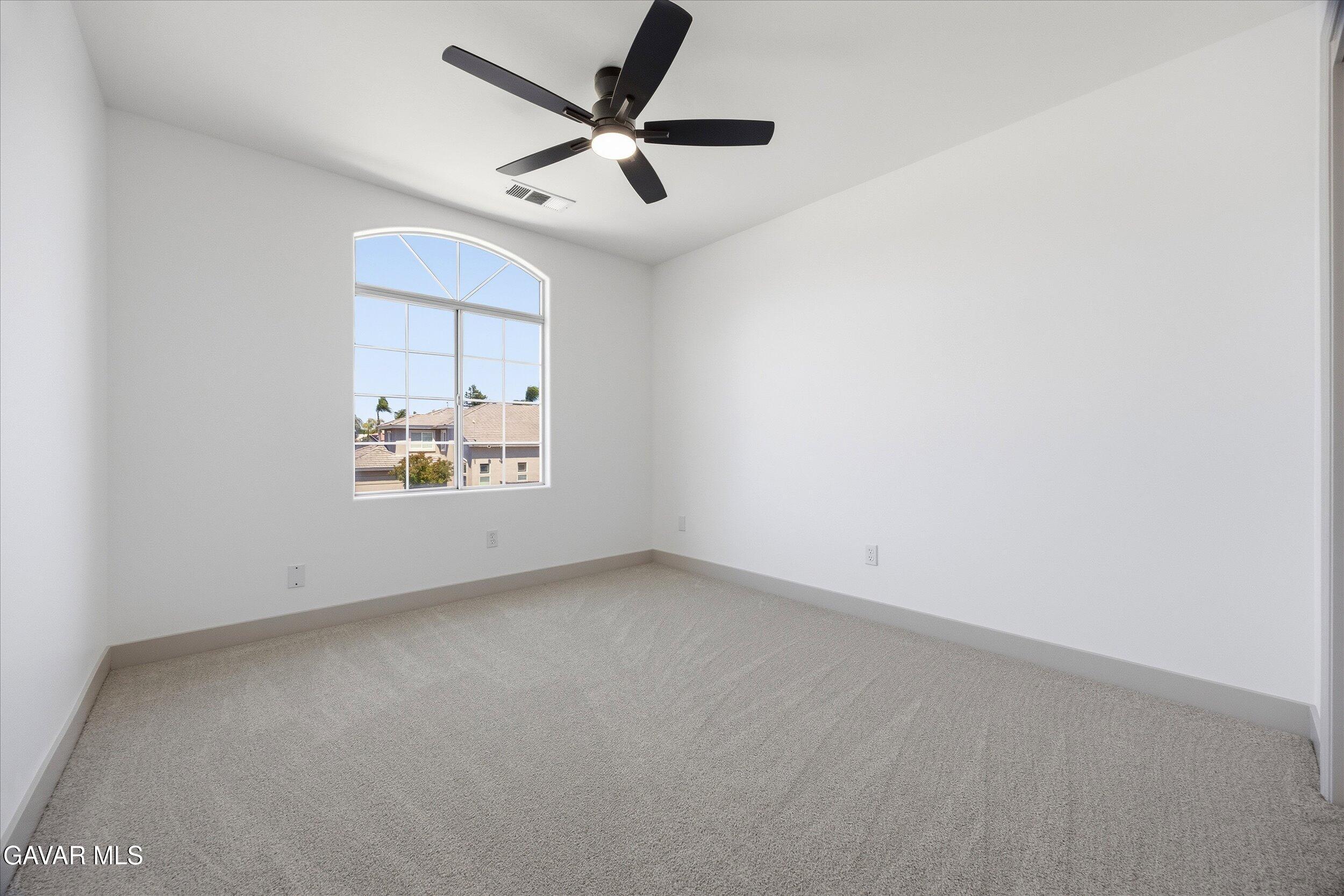 6105 Kettlerock Mountain Court