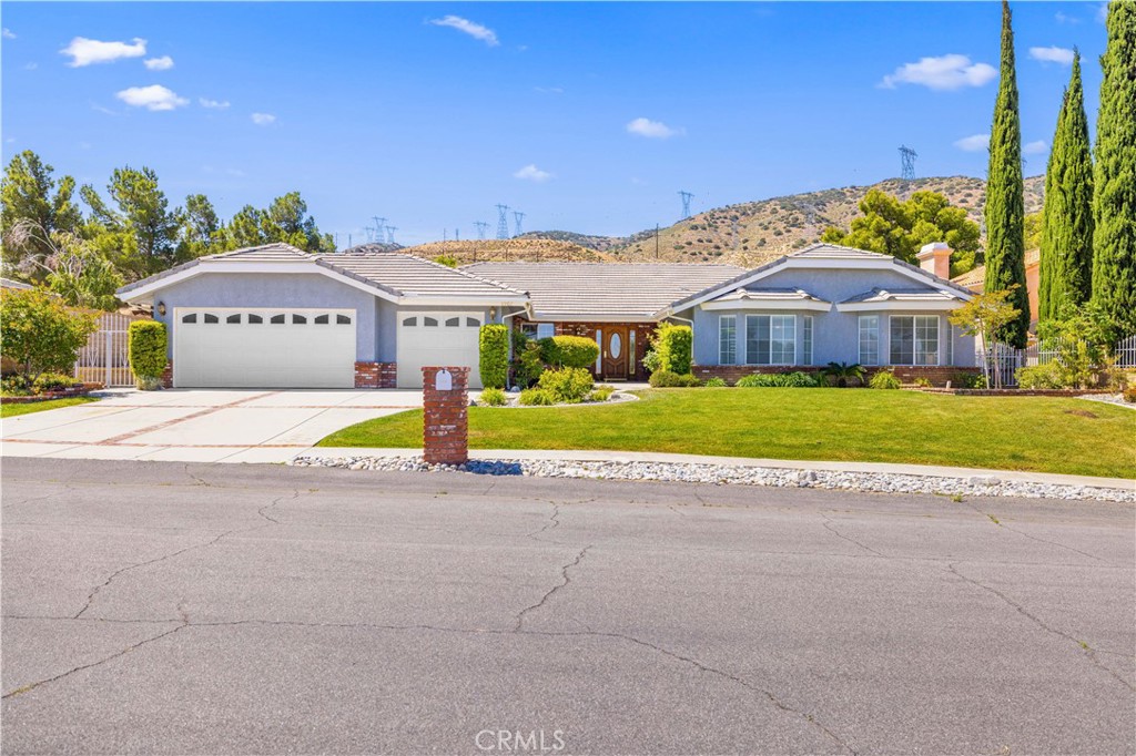 6902 Sycamore Lane