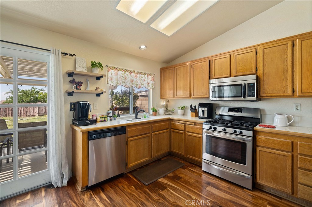 3243 Quarry Road