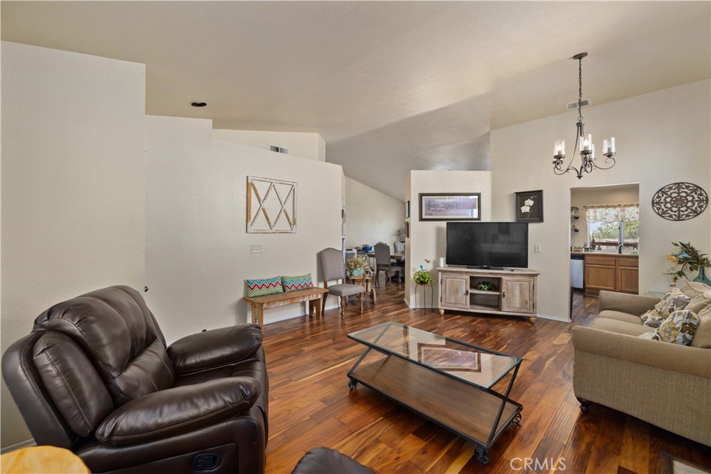 3243 Quarry Road
