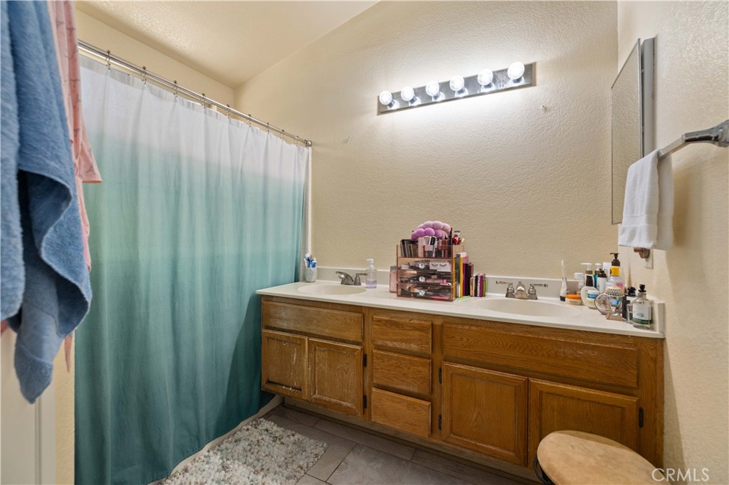 3243 Quarry Road