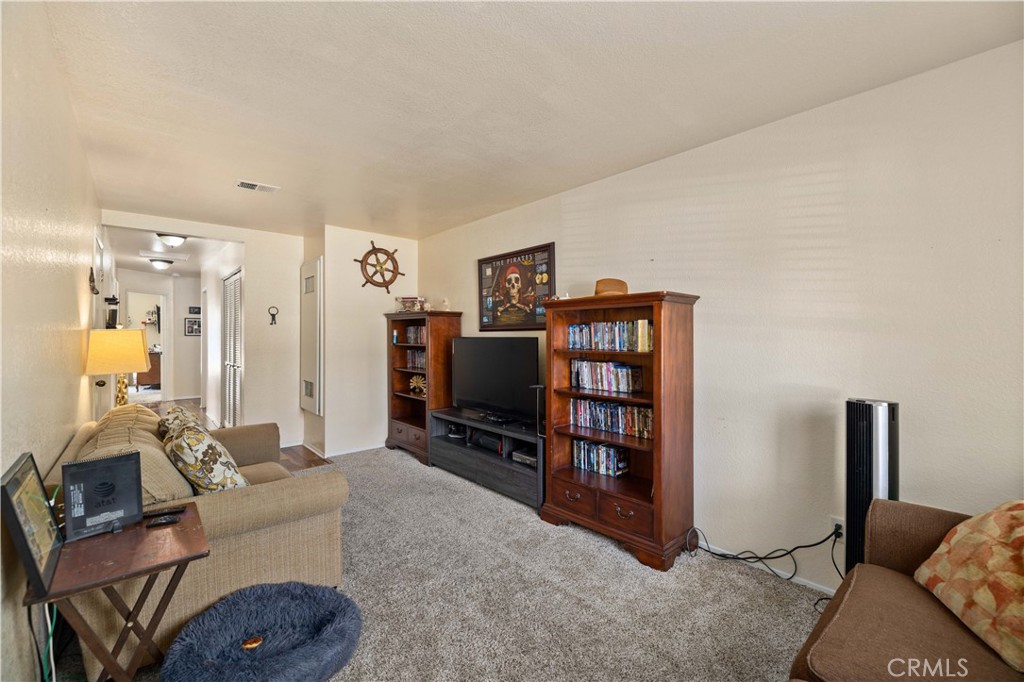 3243 Quarry Road
