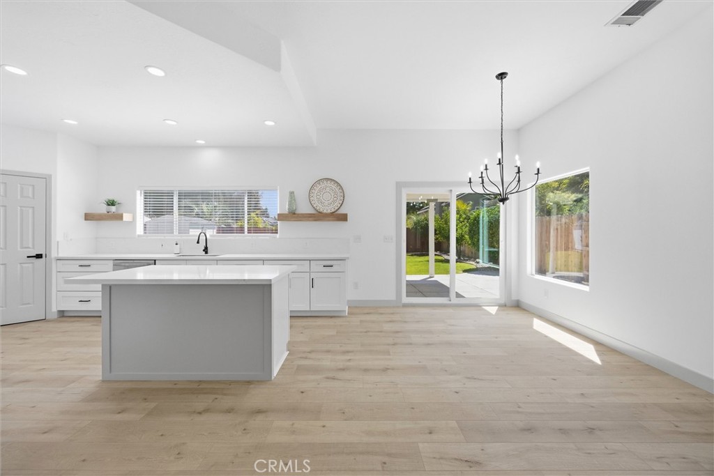 6105 Kettlerock Mountain Court