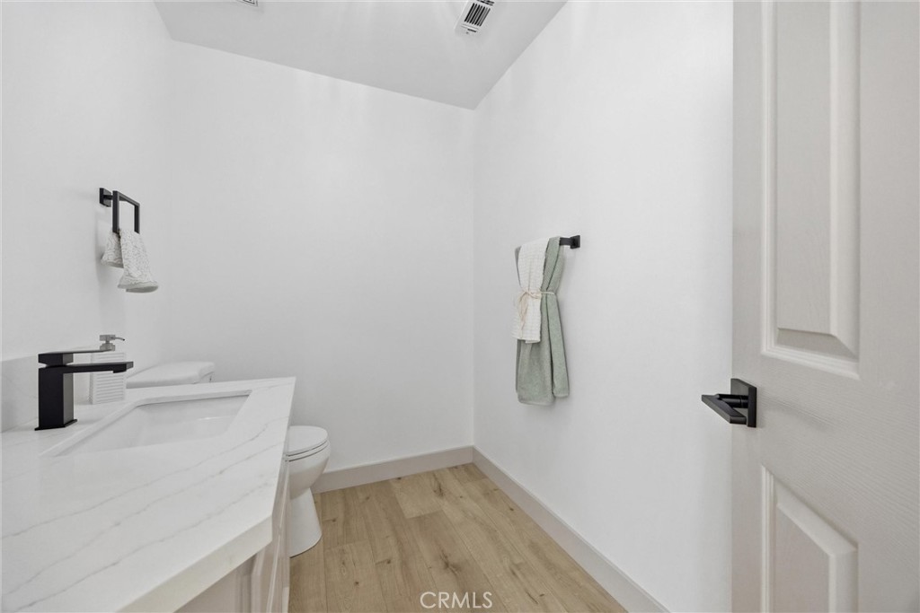 6105 Kettlerock Mountain Court