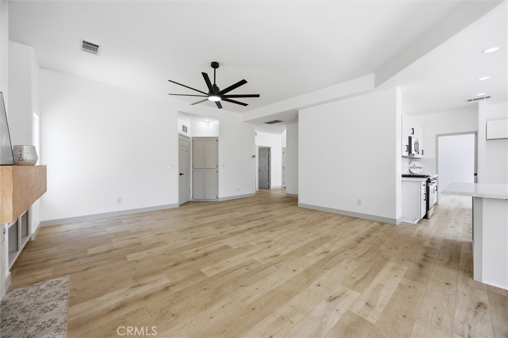 6105 Kettlerock Mountain Court