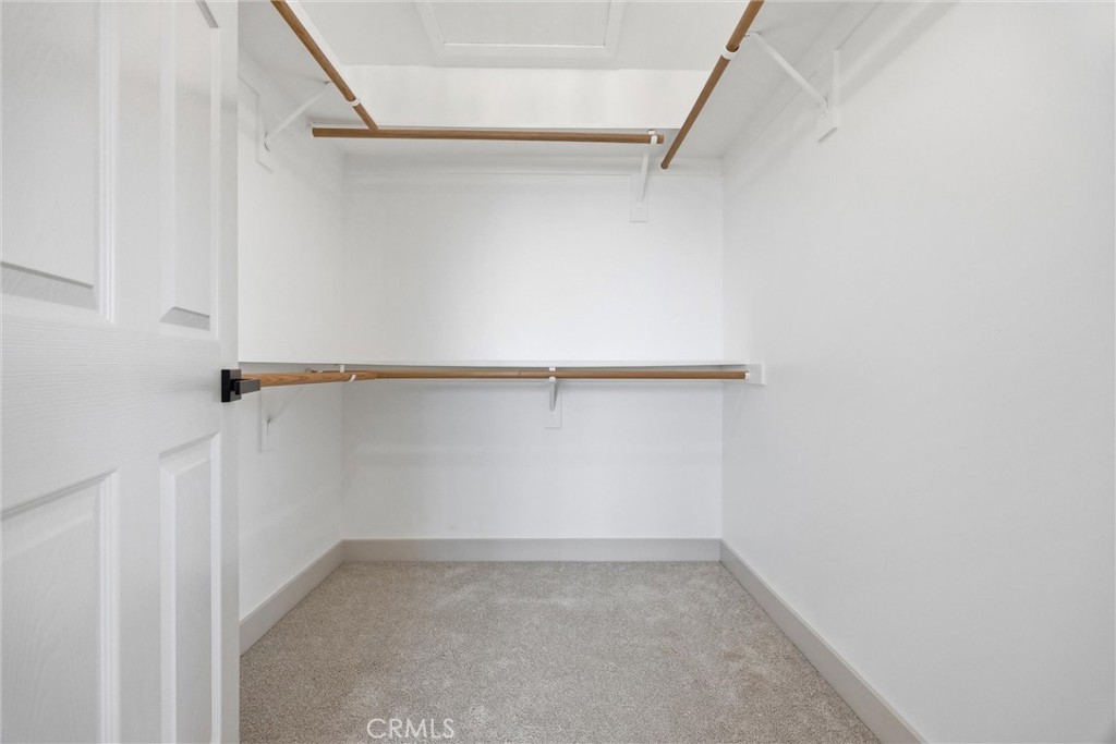6105 Kettlerock Mountain Court