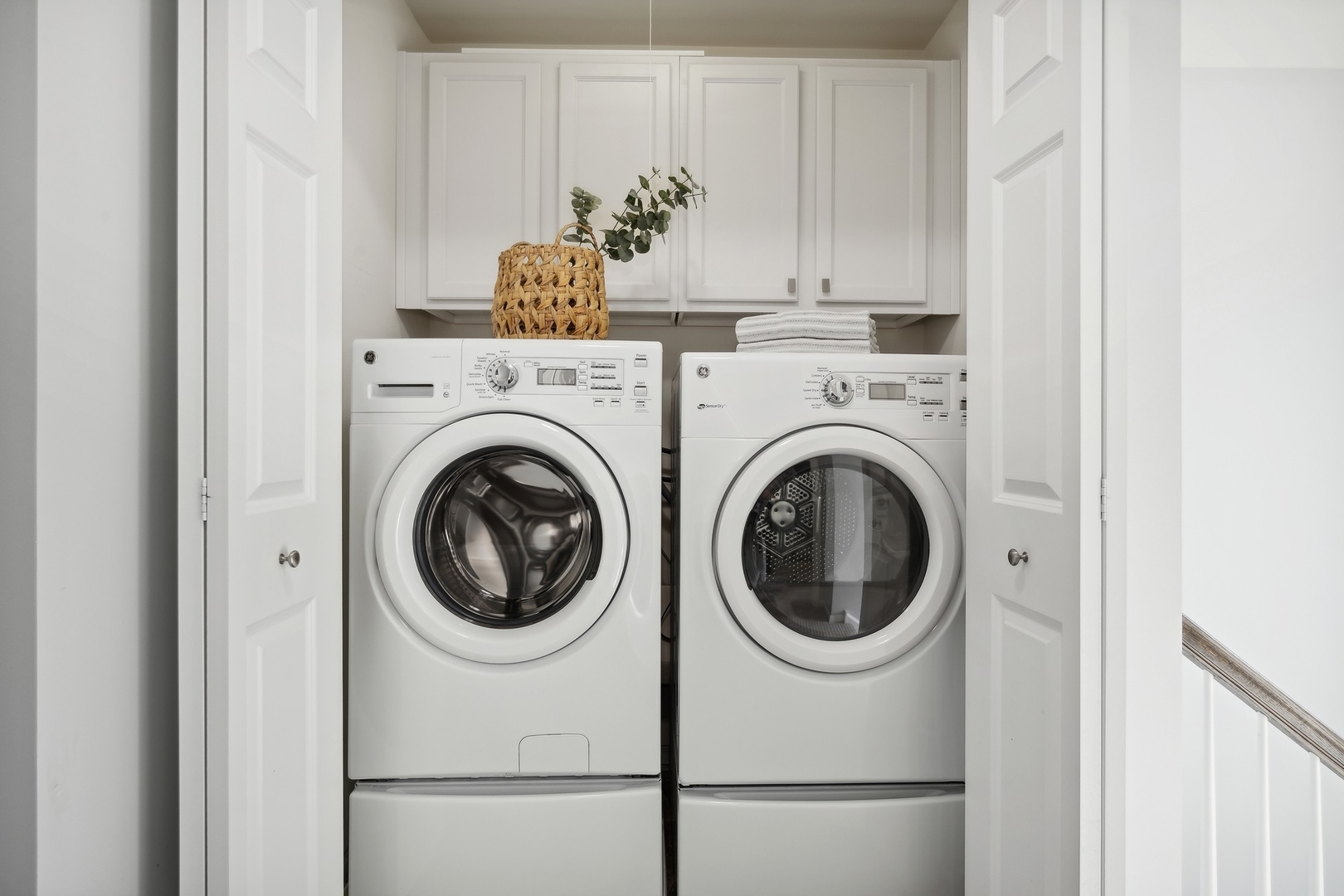 1433 N Charles Avenue