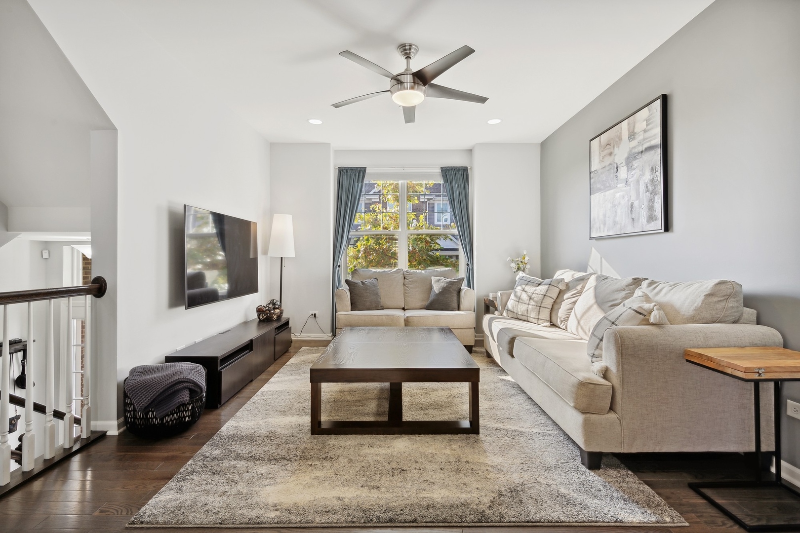 1433 N Charles Avenue