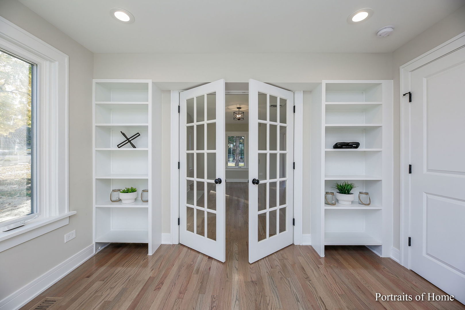 351 N Park Boulevard