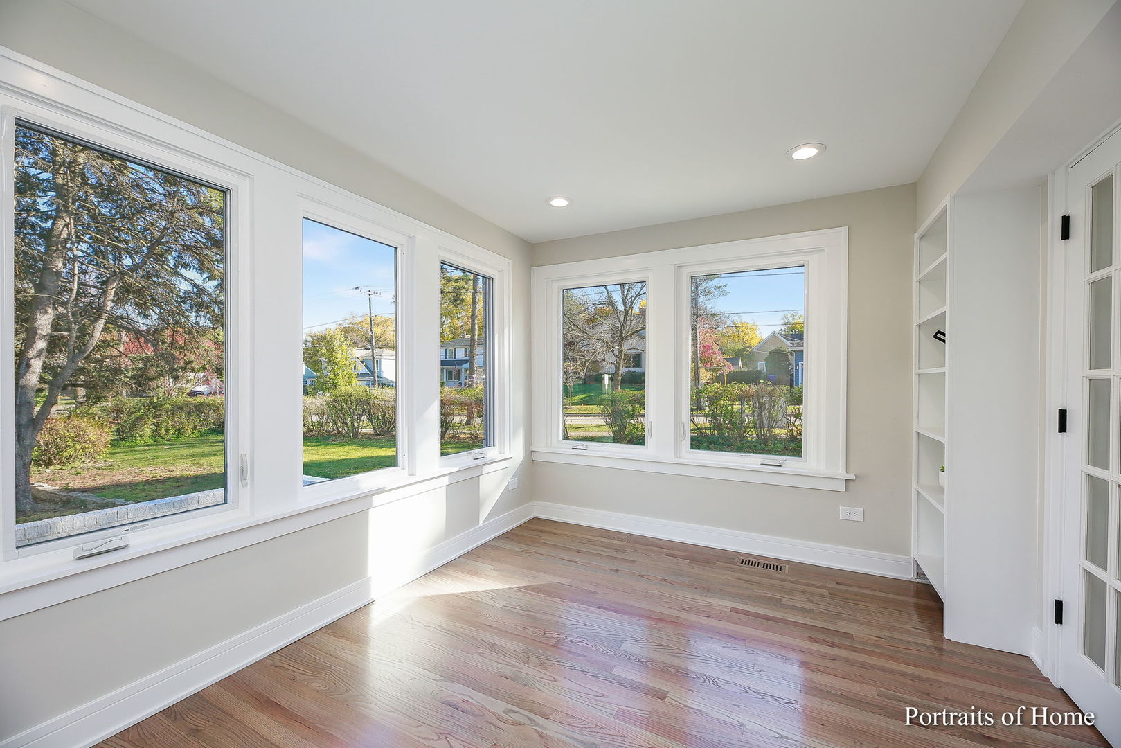 351 N Park Boulevard