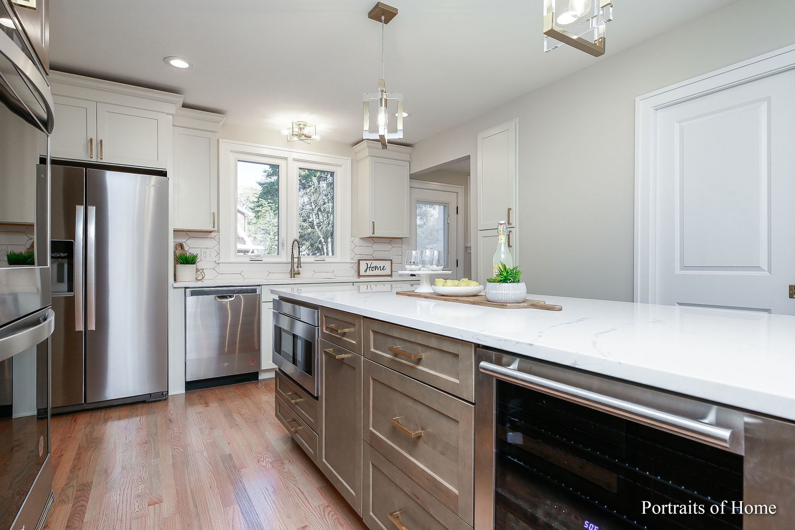 351 N Park Boulevard