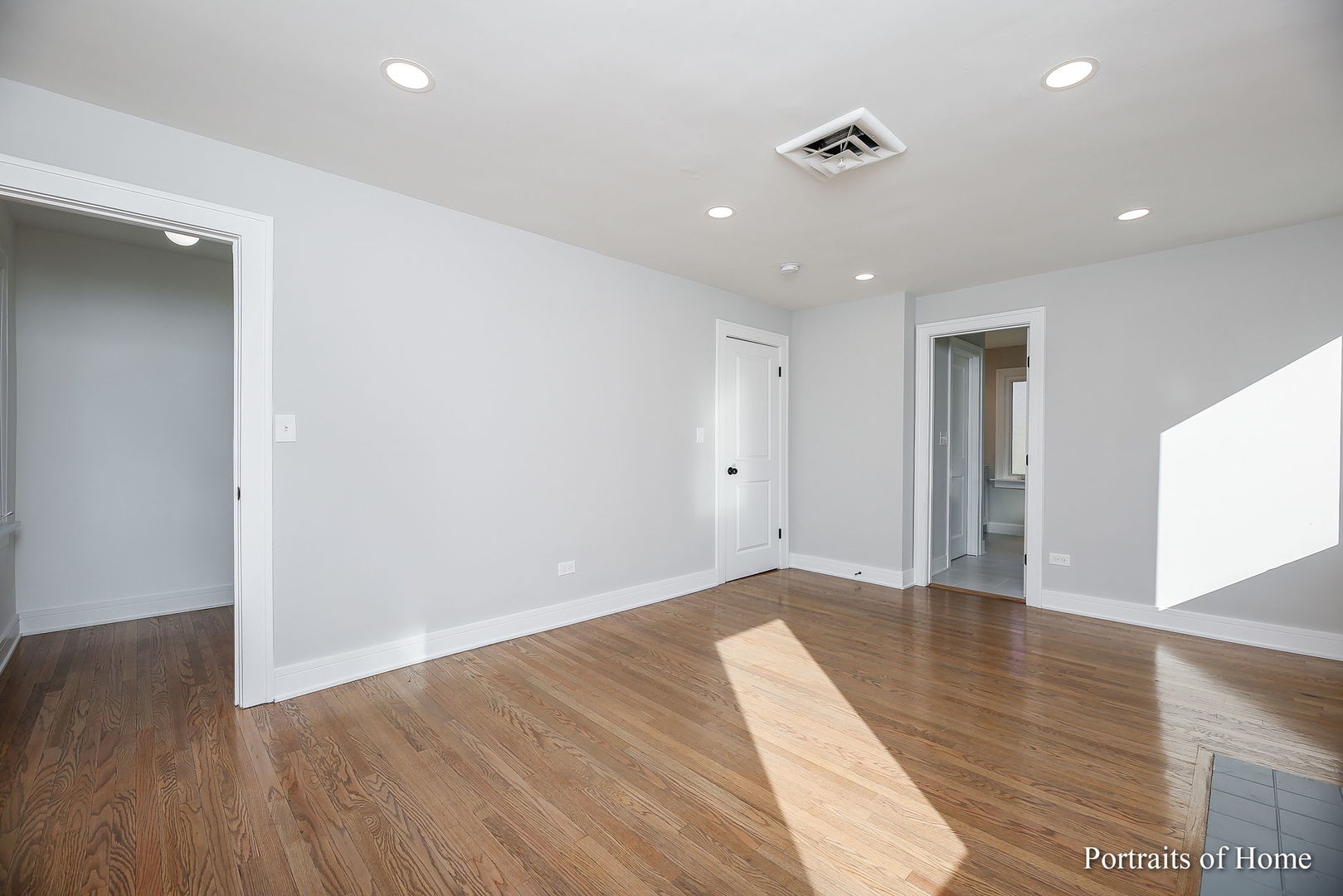 351 N Park Boulevard