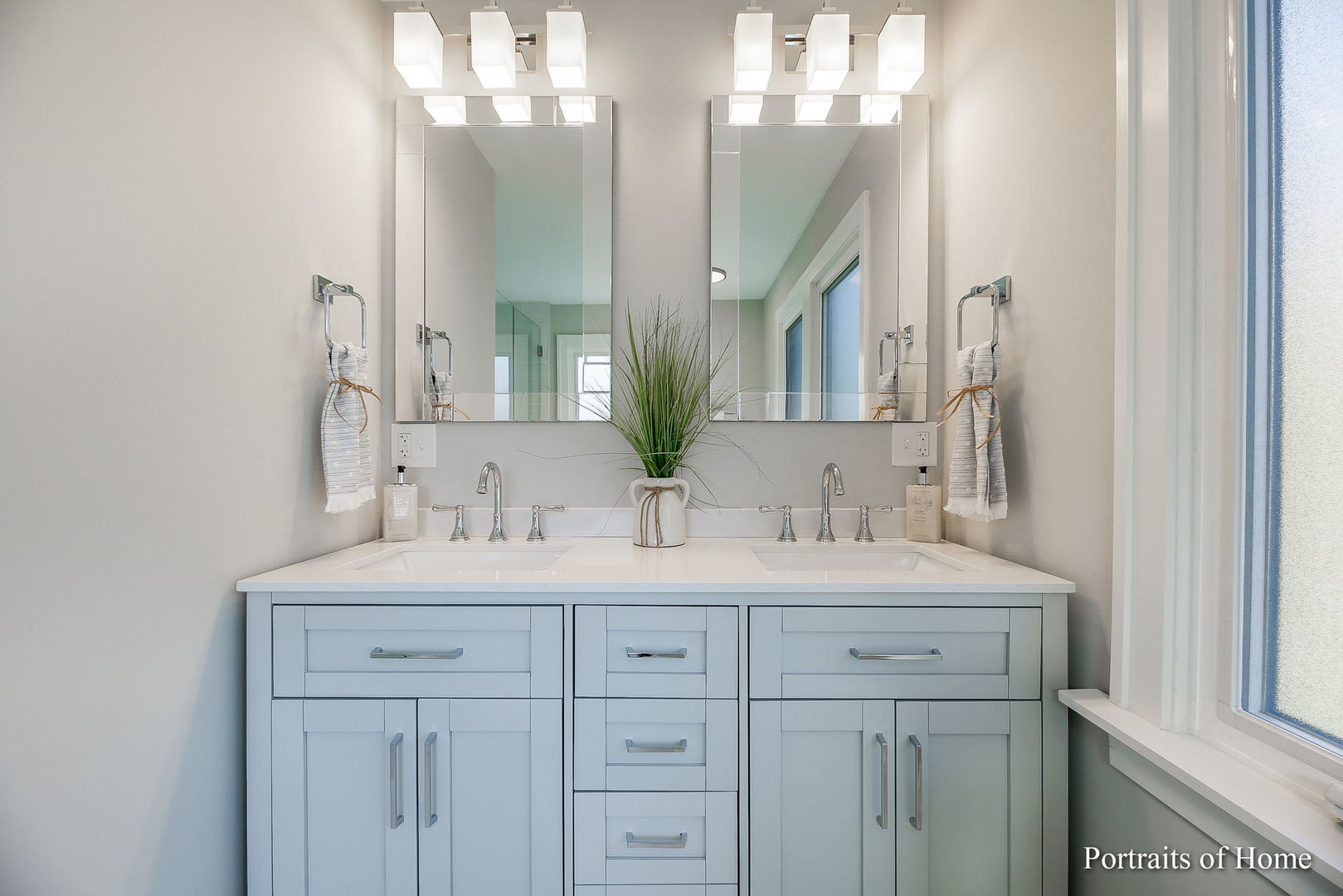 351 N Park Boulevard