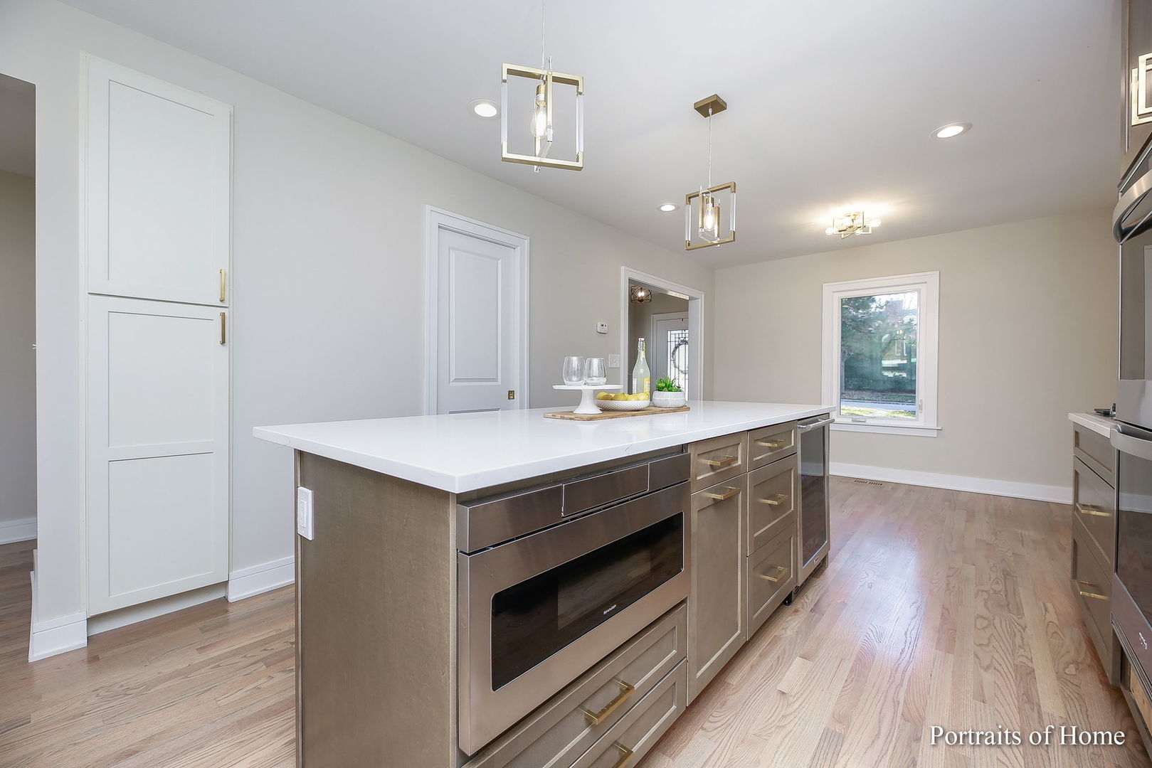 351 N Park Boulevard