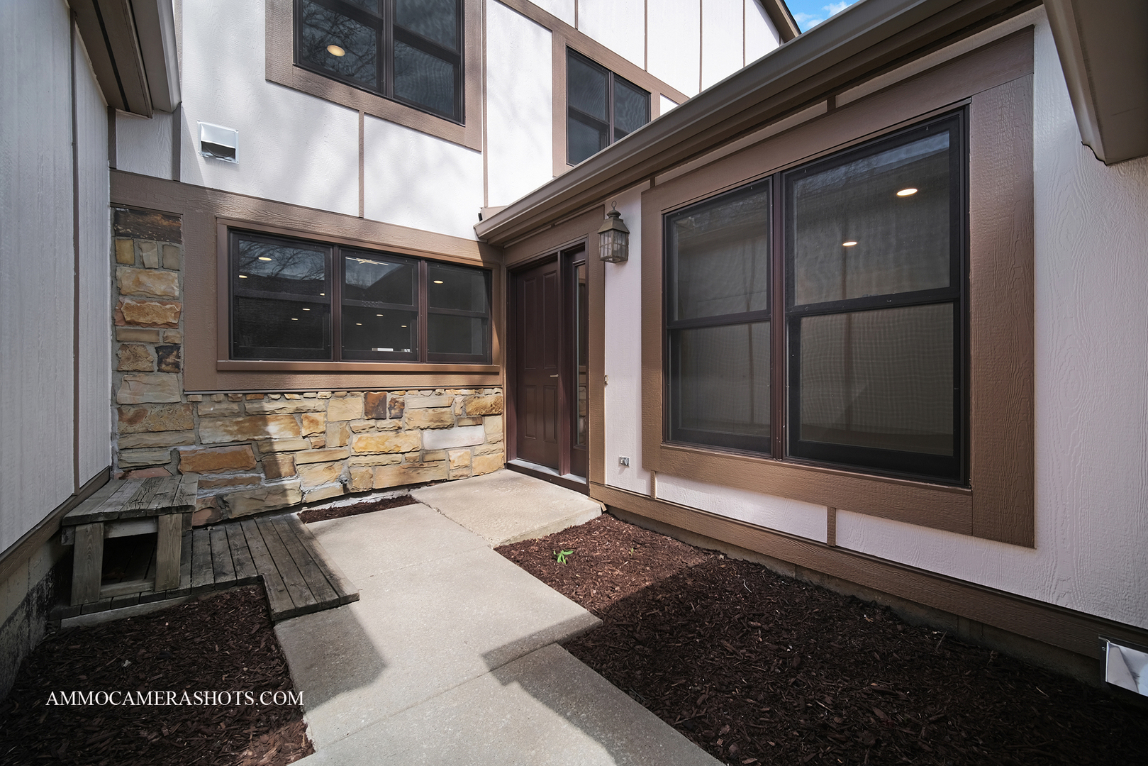 1117 Wheaton Oaks Drive